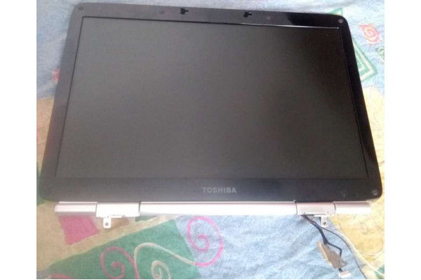 Display laptop pentru Toshiba Satellite P15 S470 15,4" (Second-Hand)