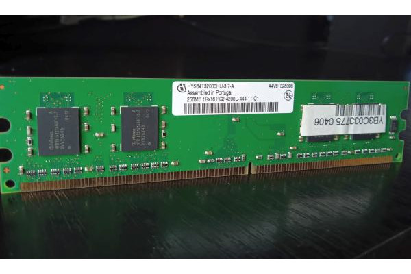 Memorie PC Infineon 256MB DDR2, 533MHz, PC2-4200U, Second Hand
