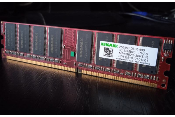 Memorie PC Kingmax 256MB DDR, 400MHz, PC3200, Second Hand