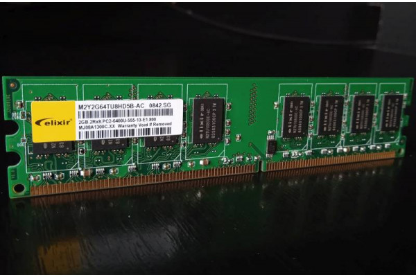 Memorie Elixir 2GB DDR2 800MHz, PC2-6400U, Second-Hand