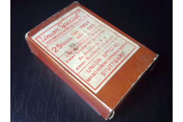 Cutie ace masina de cusut Union Special 9854 080 (Vintage)
