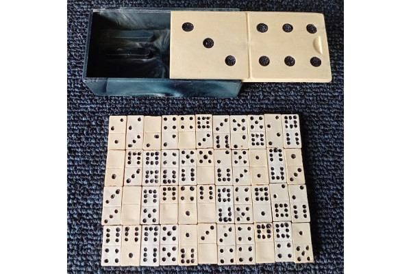 Joc Mini Domino de buzunar, 44 piese, din perioada comunista, Vintage