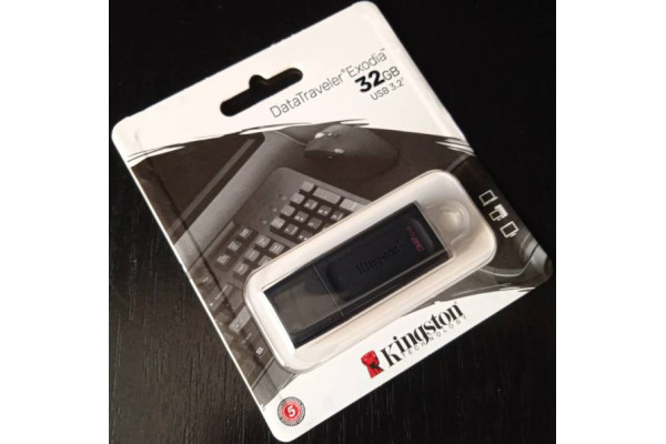 Memorie USB Kingston DataTraveler Exodia 32GB USB 3.2 Negru DTX/32GB, Noua