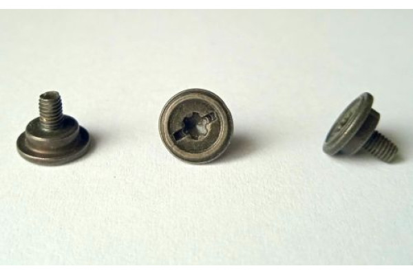 Surub original Tip4 pt. fixare, ghidare, blocare componente in calculatoare vechi, Øext=cdrom, negru, Second Hand