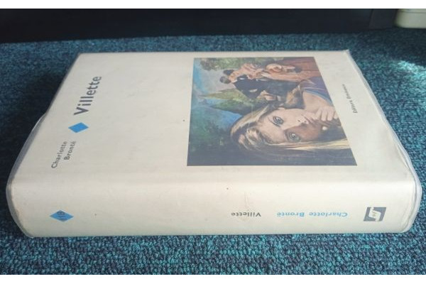 Villette - Charlotte Bronte, Editie Lux, cartonata, supracoperta, 1975, Carte veche
